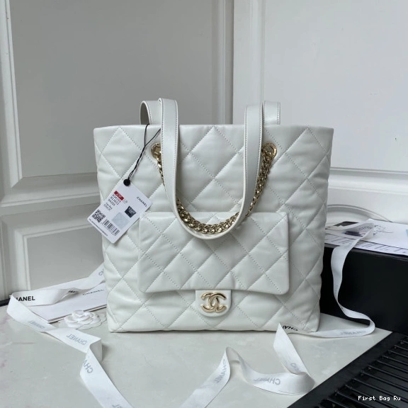 Firstbag Ru Lambskin CHANEL Shiny Bag Shopping 0717
